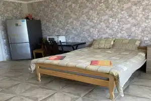 Komnata s vidom na more Apartments, Lazarevskoye