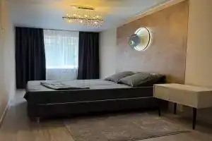 2 komnatnaya Lyuks Apartments, Mariupol