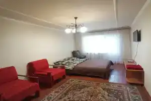 Donetsk-Siti, 2-komnatnaya s vodoy Apartments, Donetsk