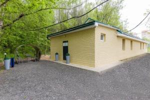 Kupe-Otel Delfin, Dmitrov