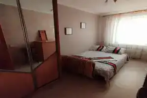 Dvuhkomnatnaya v horoshem rayone Apartments, Mariupol