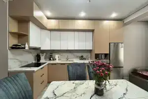 Posutochno dizaynerskaya halyal evrodvushka Apartments, Almaty
