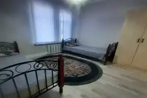 Chast doma s otdelnym vhodom Cottage, Izbarbash