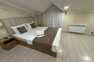 Dvuhmestnyy nomer s 1 krovatyu standart Apartments, Tashkent