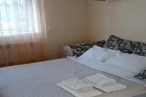 Uyutnaya zhilaya sektsiya v chastnom sektore nedaleko ot morya Cottage, Novorossijsk