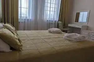 Dvuhkomnatnyy Lyuks Apartments