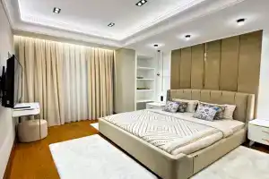 Kazakhstan resident's 171 by Royal rentals Apartments, Tashkent
