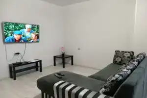 v tsentre goroda Apartments
