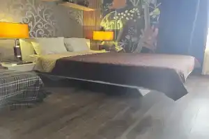 Dvuhmestnyy nomer s 1 krovatyu standart s vidom na more Apartments, Berdyansk