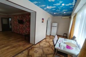 u morya v Abhazii Apartments, Agudzera
