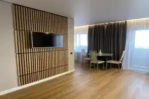 v Tsentralnom mikrorayone Apartments, Sayanogorsk