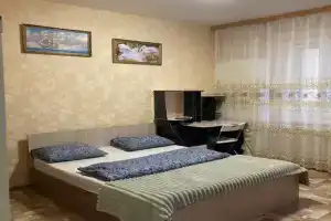 1-komnatnaya Apartments, Dankov