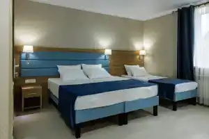 Semeynyy nomer pyatimestnyy lyuks nomer Apartments, Izbarbash