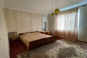 Tryohmestnyy nomer standart Apartments, Psyrdzha