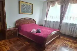 Tihiy uyutnyy dom vdali nedaleko ot tsentra, ryadom s Moskovskim vokzalom Cottage, Tula