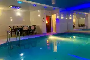 Dom s basseynom i saunoy v 5 minutah na avtomobile do Kolomenskogo Kremlya Cottage, Kolomna