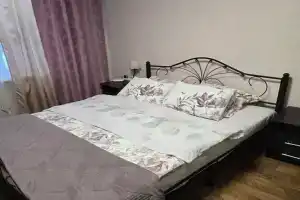 v tihom zelyonom rayone Apartments, Udomlya
