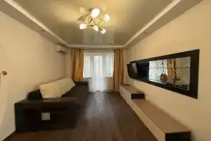 Uyutnaya, chistaya v tsentre goroda Apartments, Donetsk