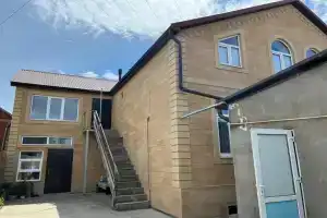 Uyutnaya v chastnom dome Apartments, Derbent