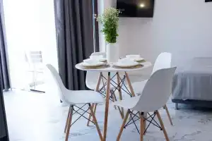 Apartament s vidom na more, Lazarevskoye