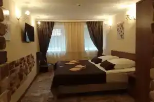 Dvuhmestnyy nomer s 1 krovatyu Komfort Plyus dvuhkomnatnyy Apartments, Sergiyev Posad