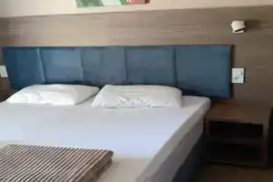 Dvuhmestnyy nomer s 2 otdelnymi krovatyami standart s vidom na more Apartments, Lazarevskoye