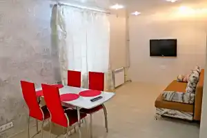 Krasnaya Apartments, Kostova