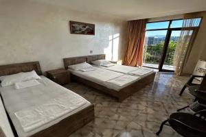 Tryohmestnyy nomer standart Apartments