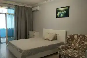 s vidom na more. Apartments, Lazarevskoye