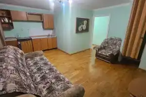 Apartamenty Apartamenty, Mirnyj