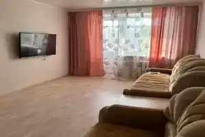 Ochen uyutnaya svetlaya chistaya Apartments, Asha