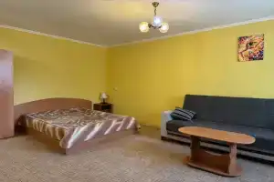 Uyutnaya v tsentre goroda, v 5ti minutah ot tsentralnogo plyazha Apartments, Berdyansk