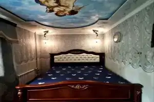 3-h komnatnaya . Orientir - Ploshchad s golubyami Apartments, Mariupol