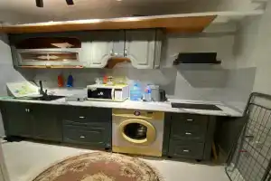 Uyutnaya studiya Apartments, Izbarbash