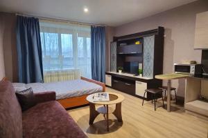 Uyutnaya studiya ryadom so Zvyozdochkoy Apartments, Severodvinsk