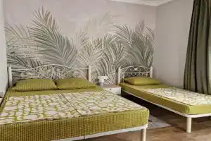 Dve komnaty v dome s vidom na more Apartments, Lazarevskoye