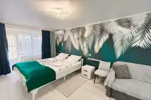 Chistaya uyutnaya v rayone vokzala Apartments, Shadrinsk