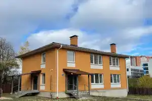 Dom v tsentre goroda Cottage, Chekhov