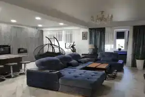 Dizaynerskaya Apartments, Izbarbash