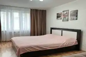 so vsemi udobstvami v tsentre goroda Apartments