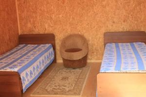 Dvuhmestnyy nomer s 2 otdelnymi krovatyami standart Apartments, Novyjj Afon