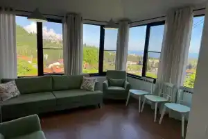 Uyutnyy vidovoy kottedzh Cottage, Novyjj Afon