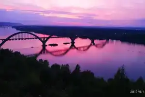 Dom na krayu sveta s vidom na Oku ryadom s gornolyzhnoy derevney Novinki Cottage, Nizhniy Novgorod