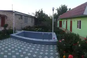 Domik no4 tryohmestnyy, nedaleko ot morya Cottage, Derbent