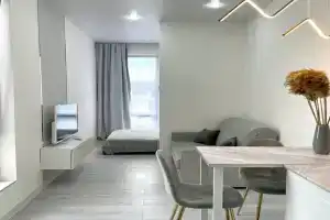 Apartamenty s vidom na more, Lazarevskoye