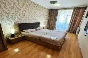 Dvukomnatnaya v Biznes tsentre Apartments, Tbilisi