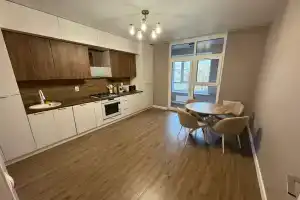 Sovremennaya, uyutnaya u parka, s prekrasnym vidom na more Apartments, Mariupol