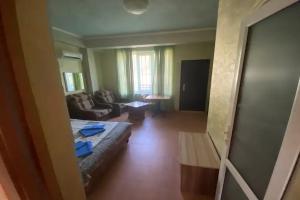 Apartament u samogo morya, Volkonka