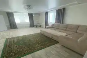 Blagoustroennyy uyutnyy dom Cottage, Orenburg