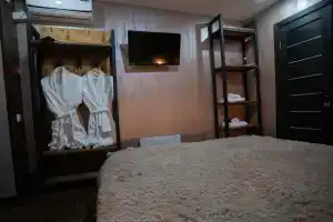 Dvuhmestnyy nomer s 1 krovatyu komfort Portugaliya-Lissabon Apartments, Stanitsa Ust'-Labinskaya
